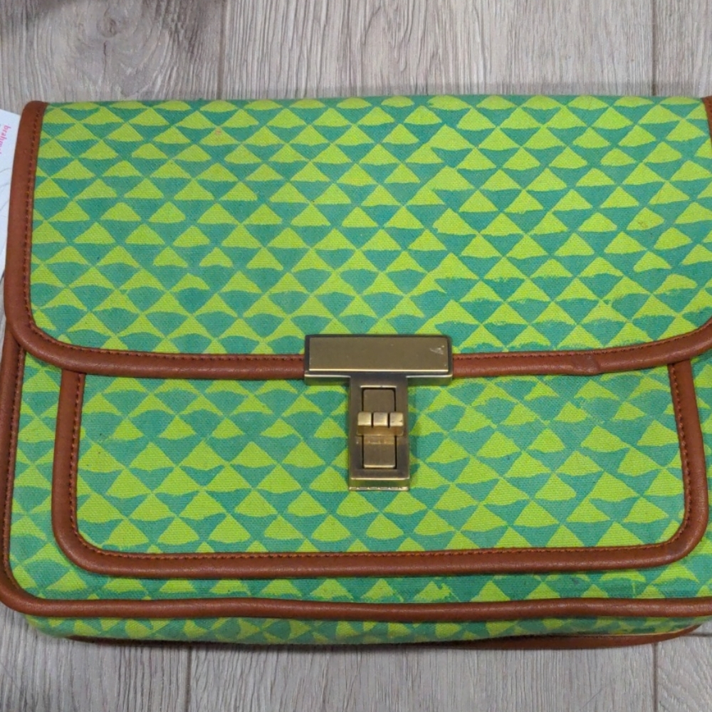 All over print green purse/satchel